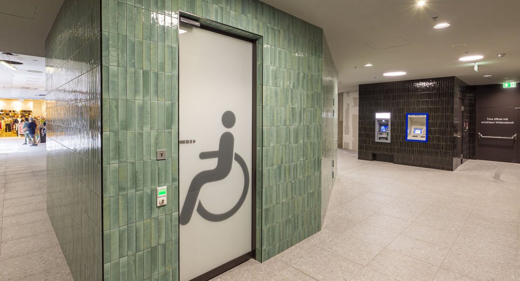 Behinderten-WC im Stadion Center