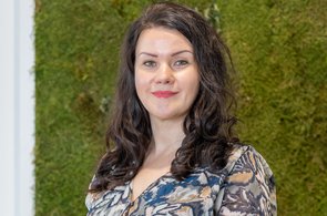 Assistenz Marketing & PR Assistenz Center Management: Kinga Toledo