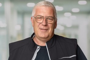 Haustechniker: Peter Hans